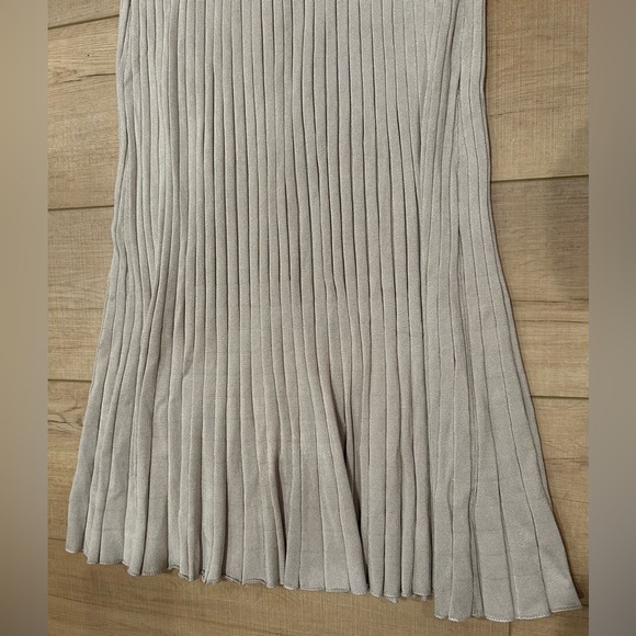 House of Harlow 1960 Two Piece Ribbed Rayon Nude Set Size S - Picture 4 of 8